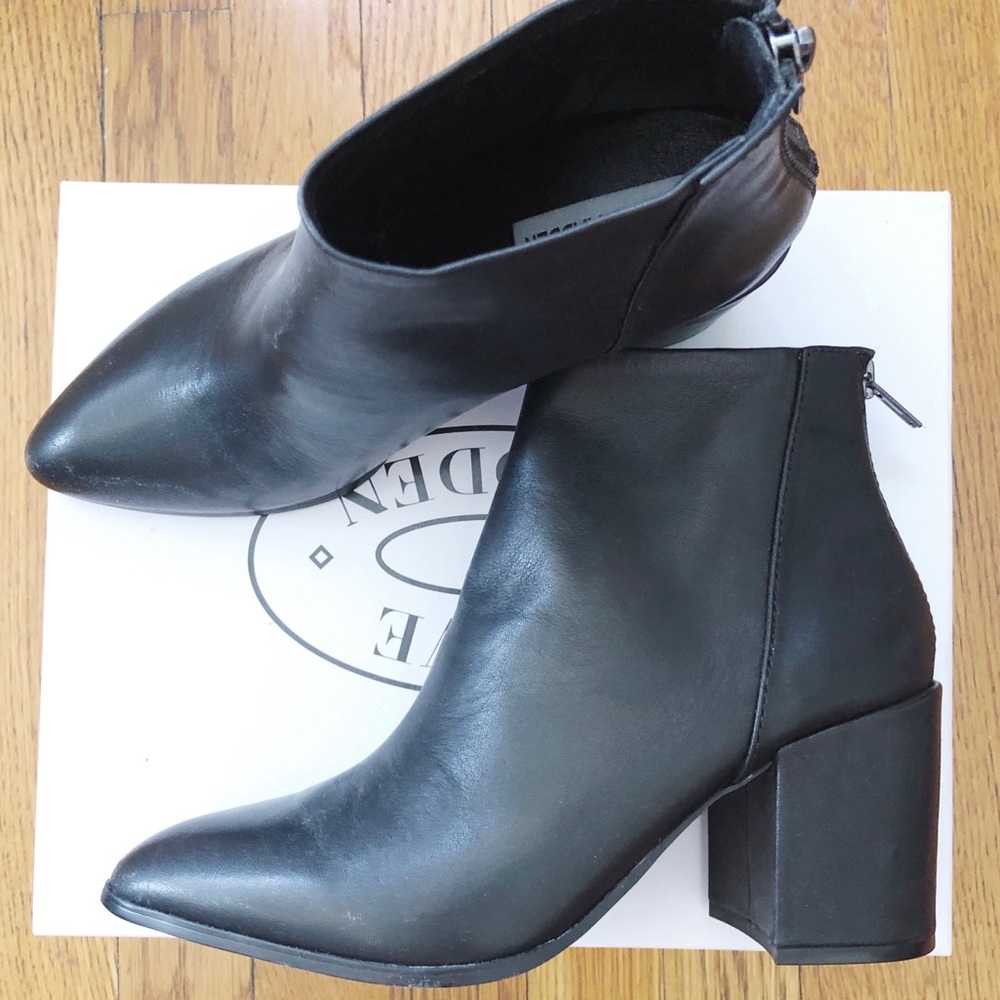 New Steve Madden Jillian Black Booties